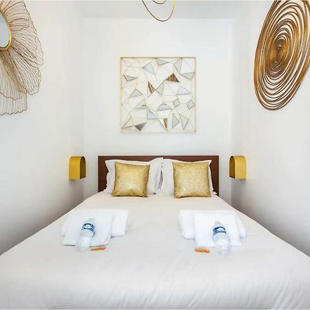 Apartmán Cmg Place De Clichy - Metro Europe Paříž Exteriér fotografie