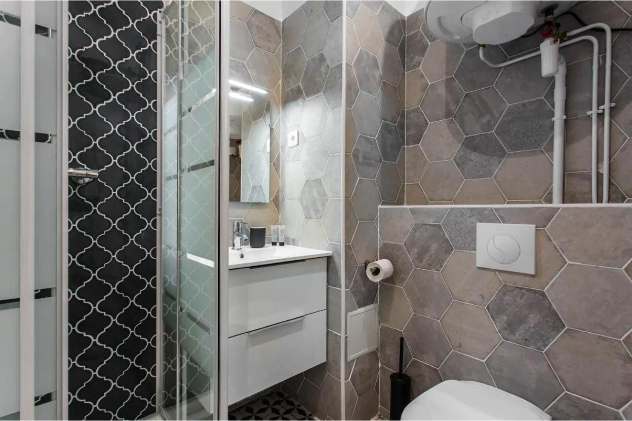 Apartmán Cmg Place De Clichy - Metro Europe Paříž Exteriér fotografie