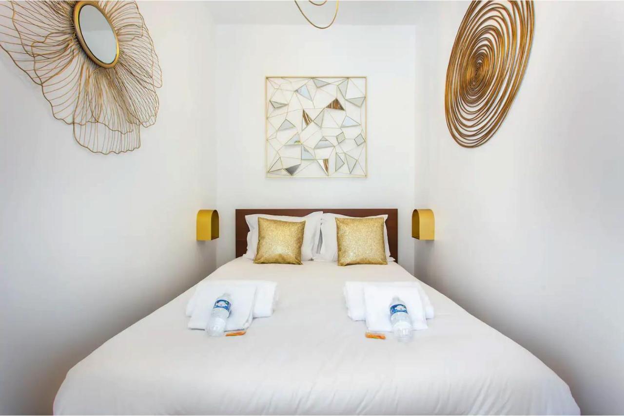 Apartmán Cmg Place De Clichy - Metro Europe Paříž Exteriér fotografie